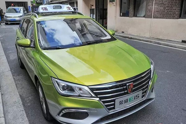 纯电动出租车下月将现申城街头！高科技设备逐个数